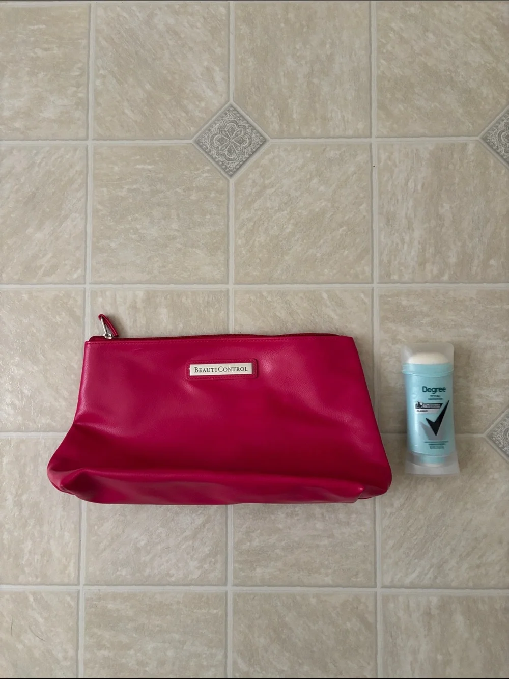 Beauticontrol Zipper Bag